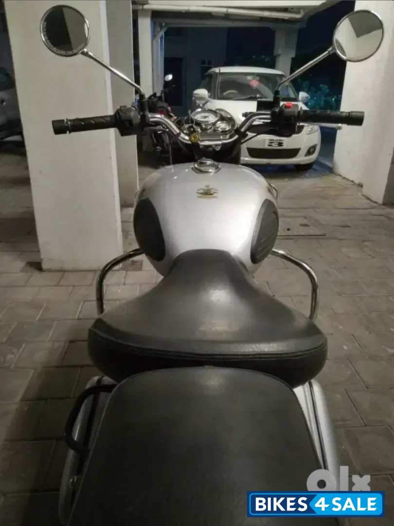 Royal Enfield Classic 500