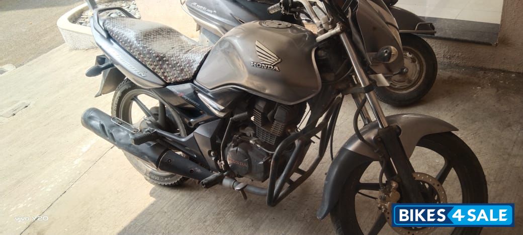 Silver Honda CB Unicorn