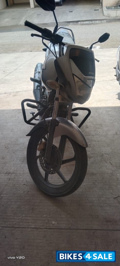 Silver Honda CB Unicorn