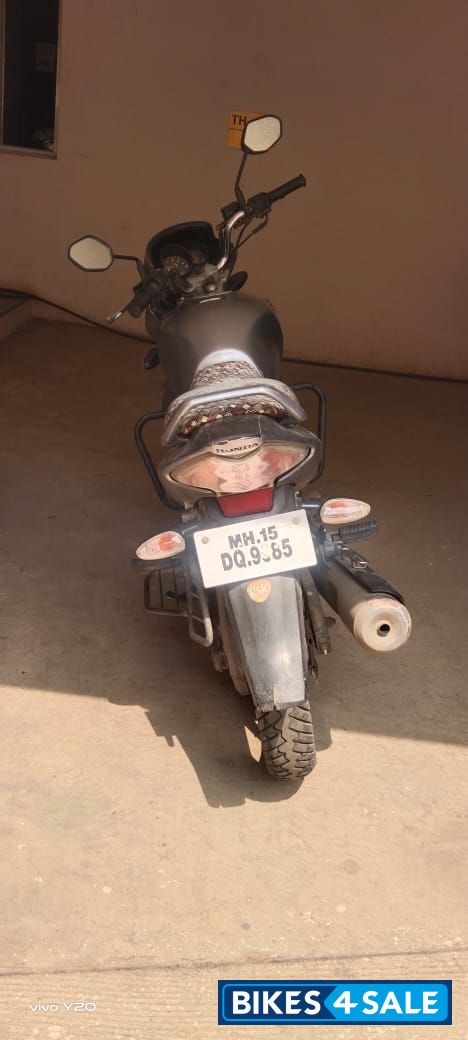 Silver Honda CB Unicorn