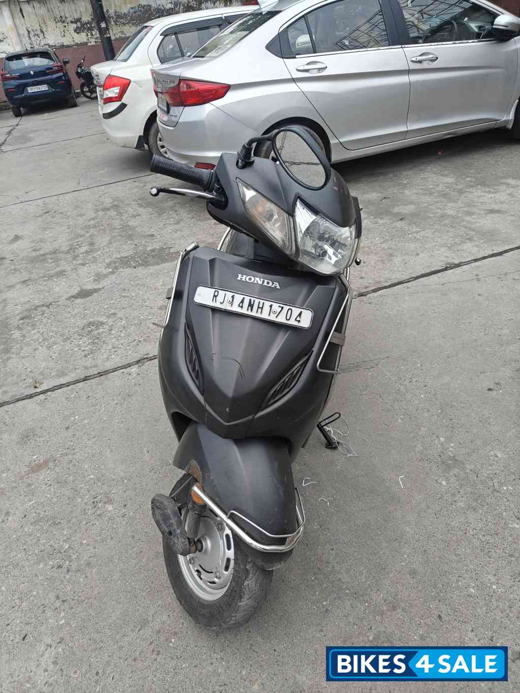 Grey Honda Activa