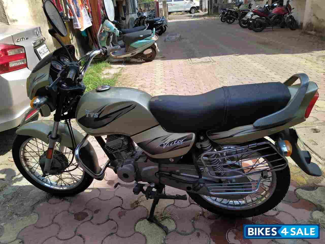 TVS Victor GL