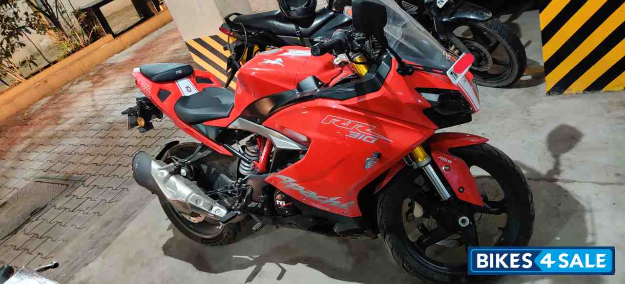 Racing Red TVS Apache RR 310