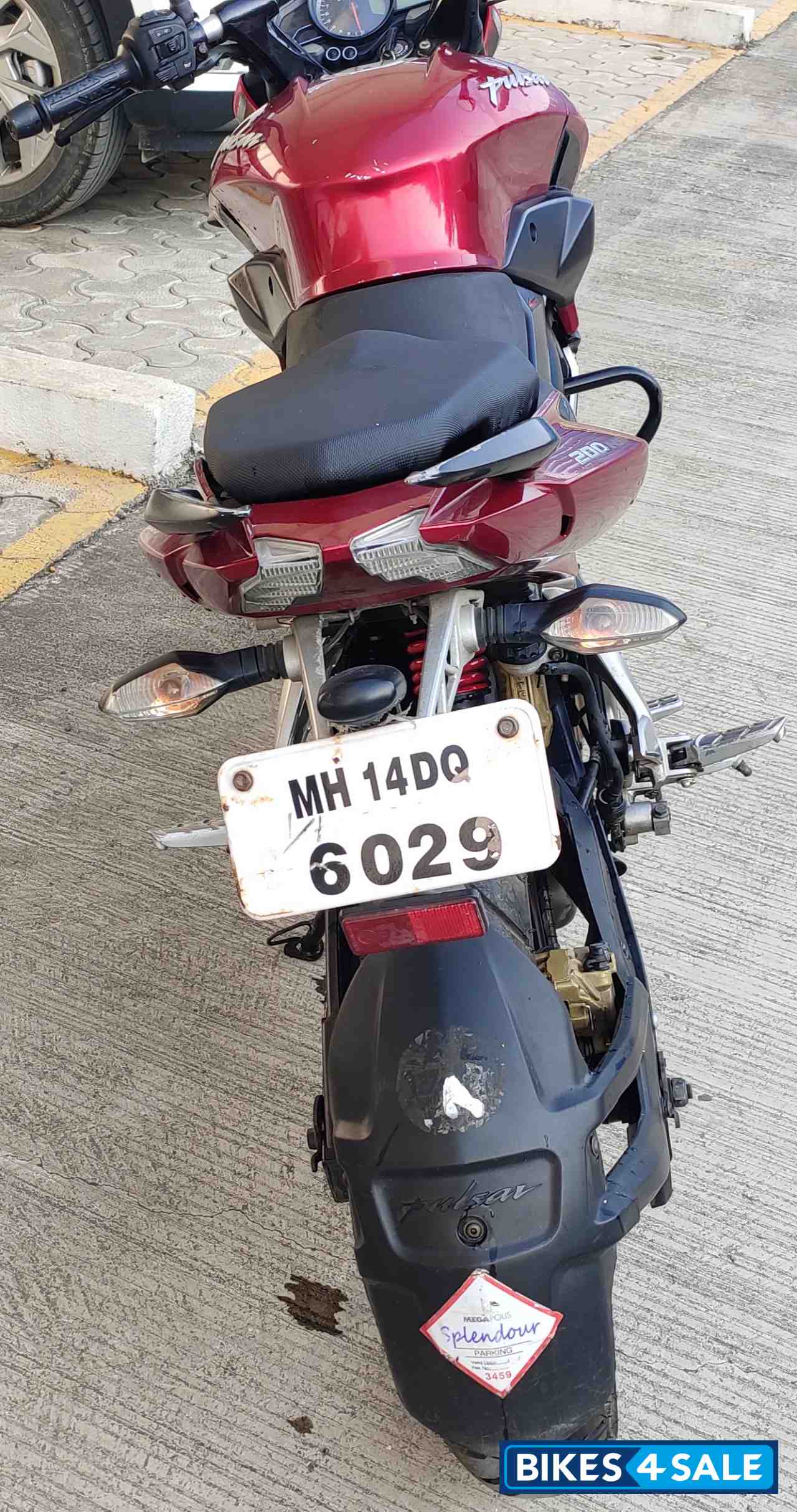 Bajaj Pulsar 200 NS