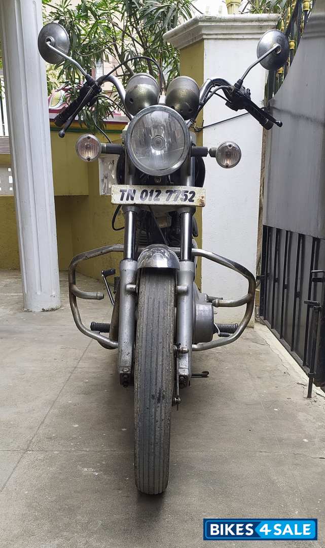 Royal Enfield Thunderbird 350 Royal Enfield Thunderbird 350