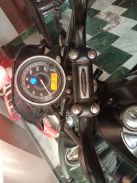 Black Bajaj Avenger Street 180