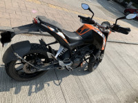 KTM Duke 200