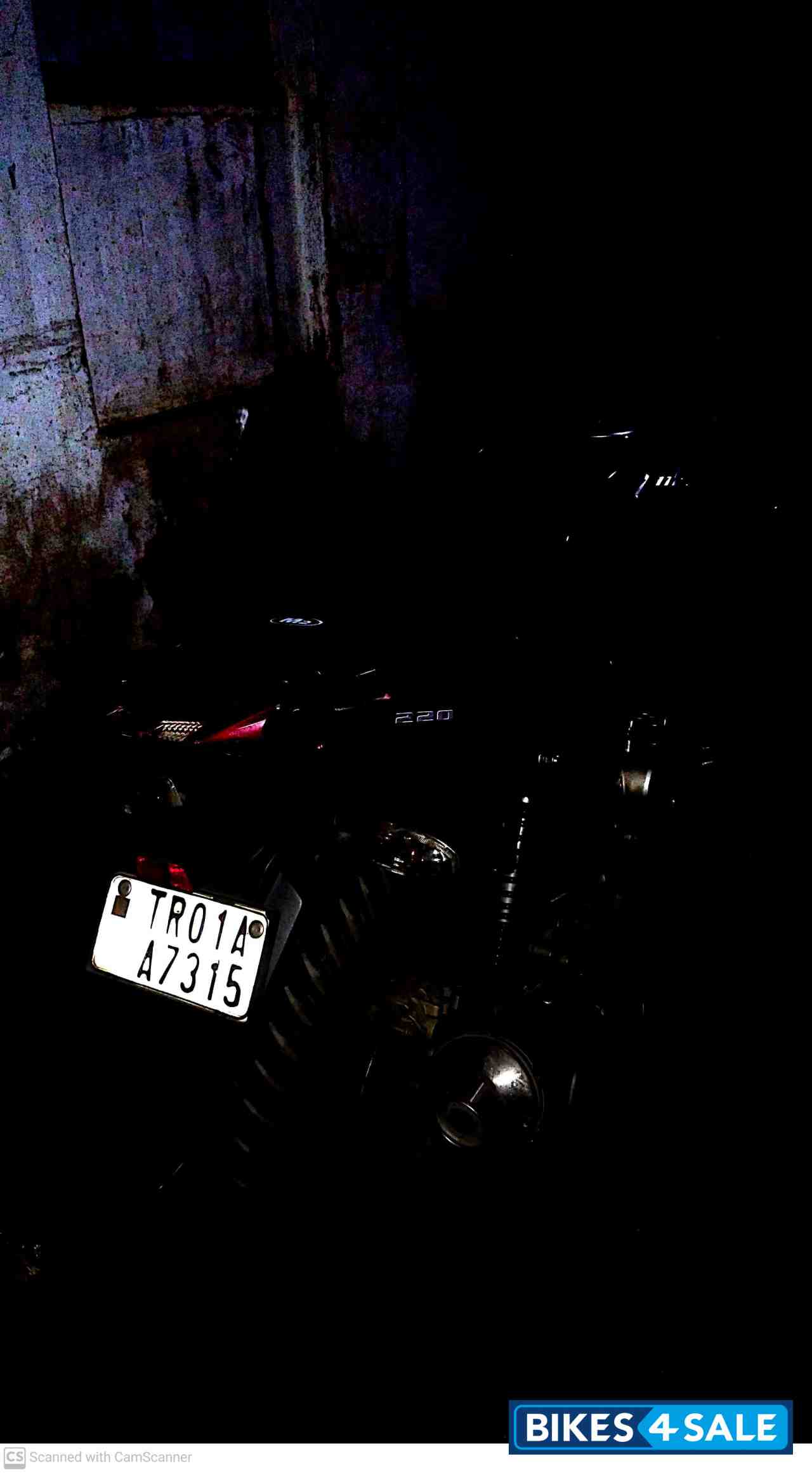 Bajaj Pulsar 220 DTSFi