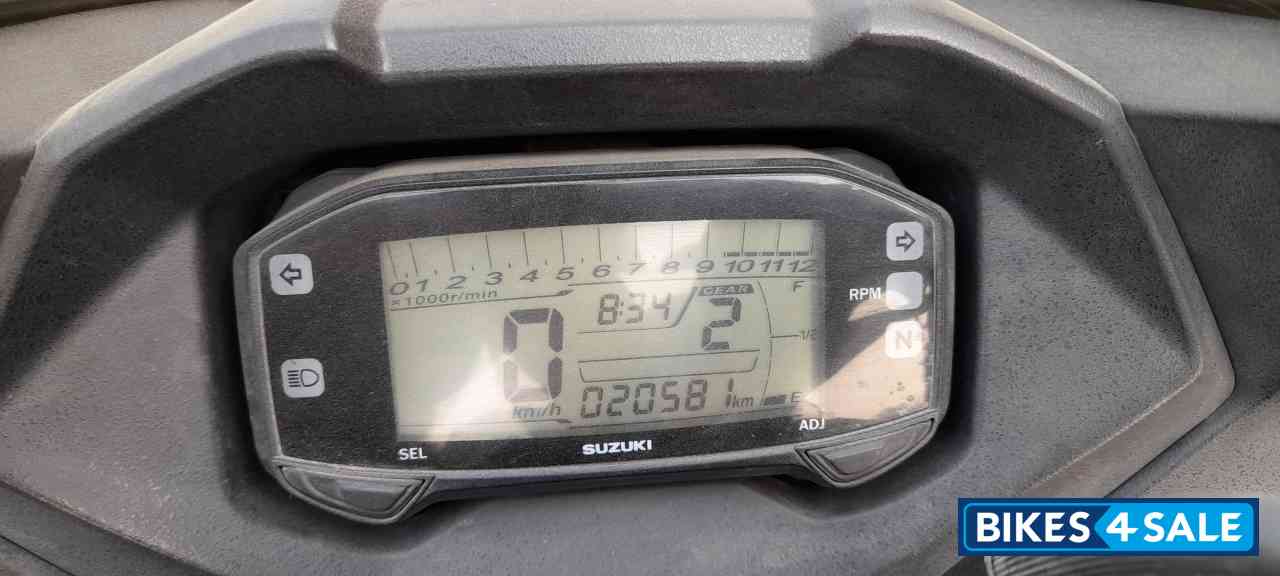 Grey Suzuki Gixxer SF