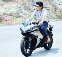 Grey Yamaha YZF R15 V2