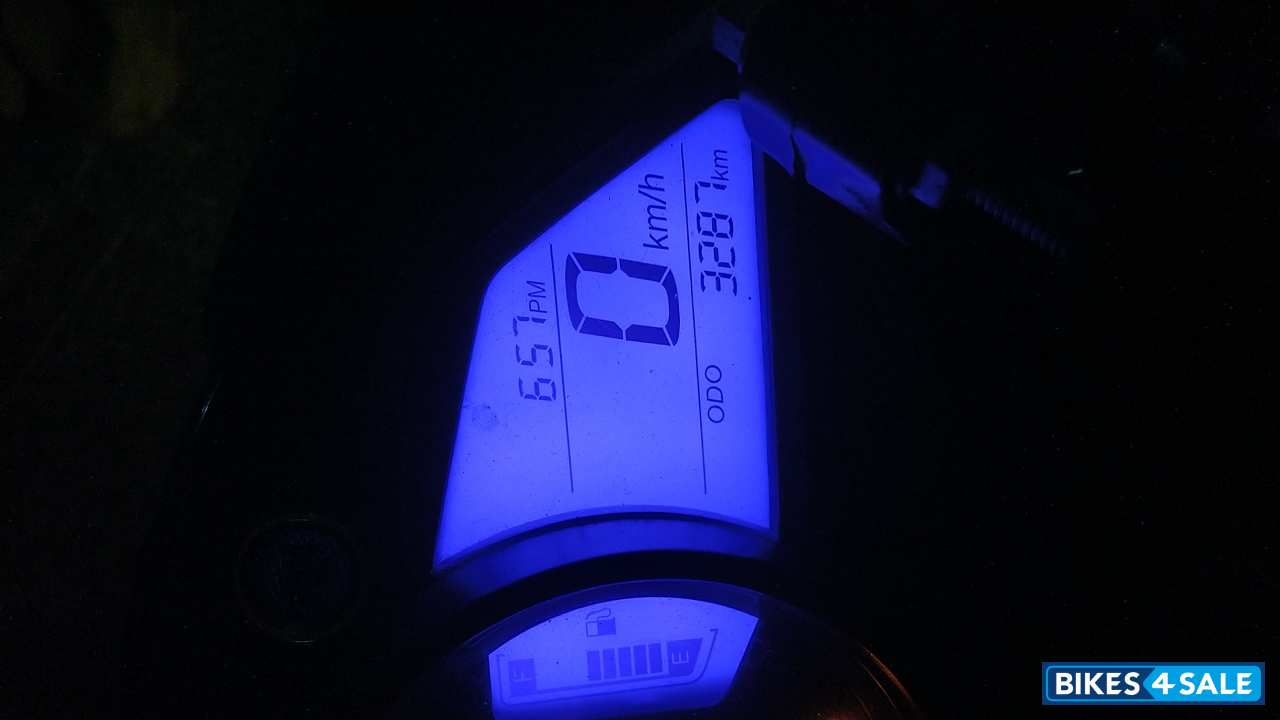 Red Bajaj Pulsar NS 200 BS6