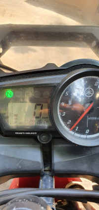 Yamaha YZF R15 V2 2013 Model