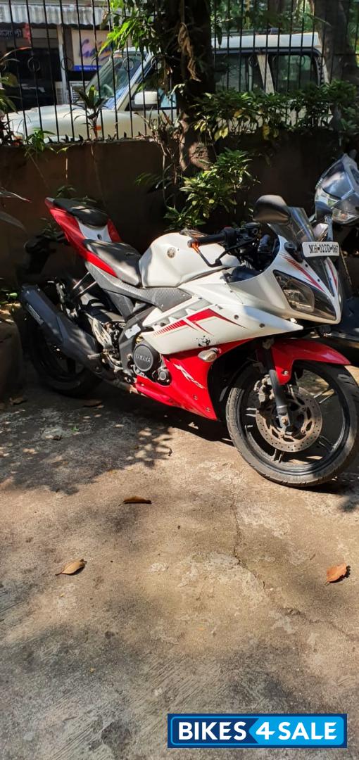 Yamaha YZF R15 V2