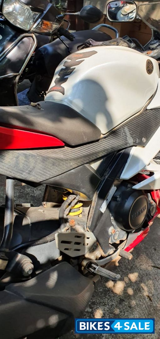 Yamaha YZF R15 V2