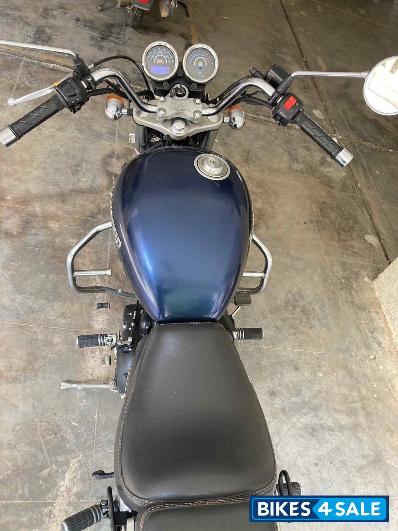 Royal Enfield Thunderbird 350 Royal Enfield Thunderbird 350