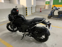 Black Cyan Yamaha FZ25