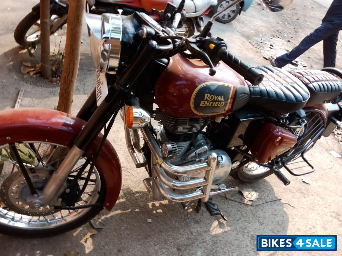 Chestnut Royal Enfield Bullet Standard 350