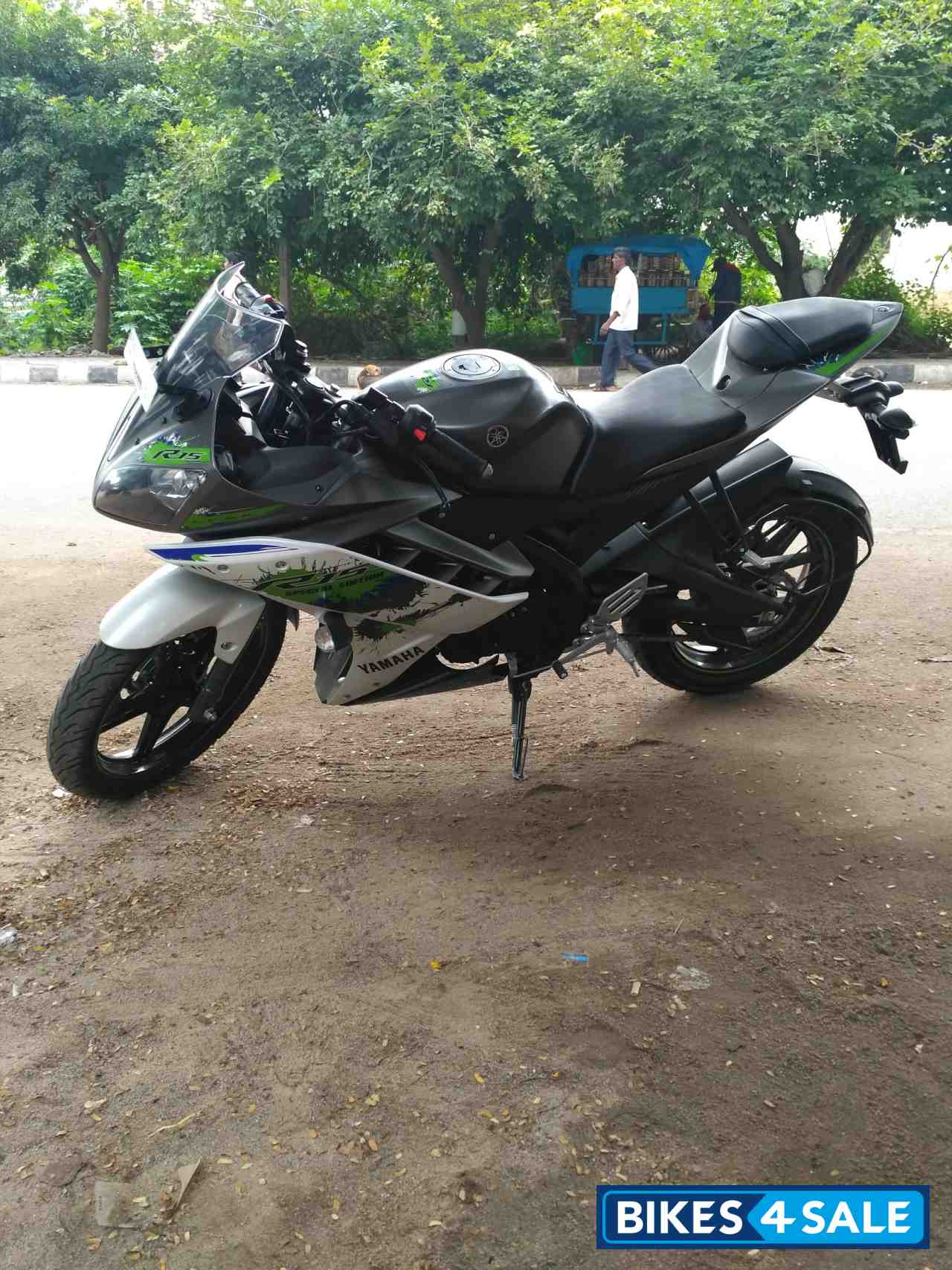 Yamaha YZF R15 V2