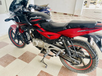 Cocktail Wine Red Bajaj Pulsar 220F