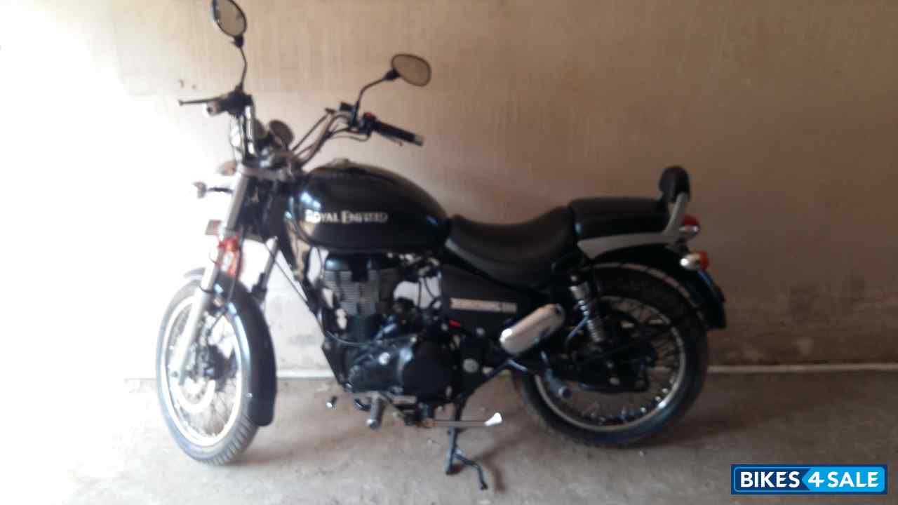 Stone Black Royal Enfield Thunderbird 500