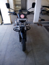 Bajaj V15