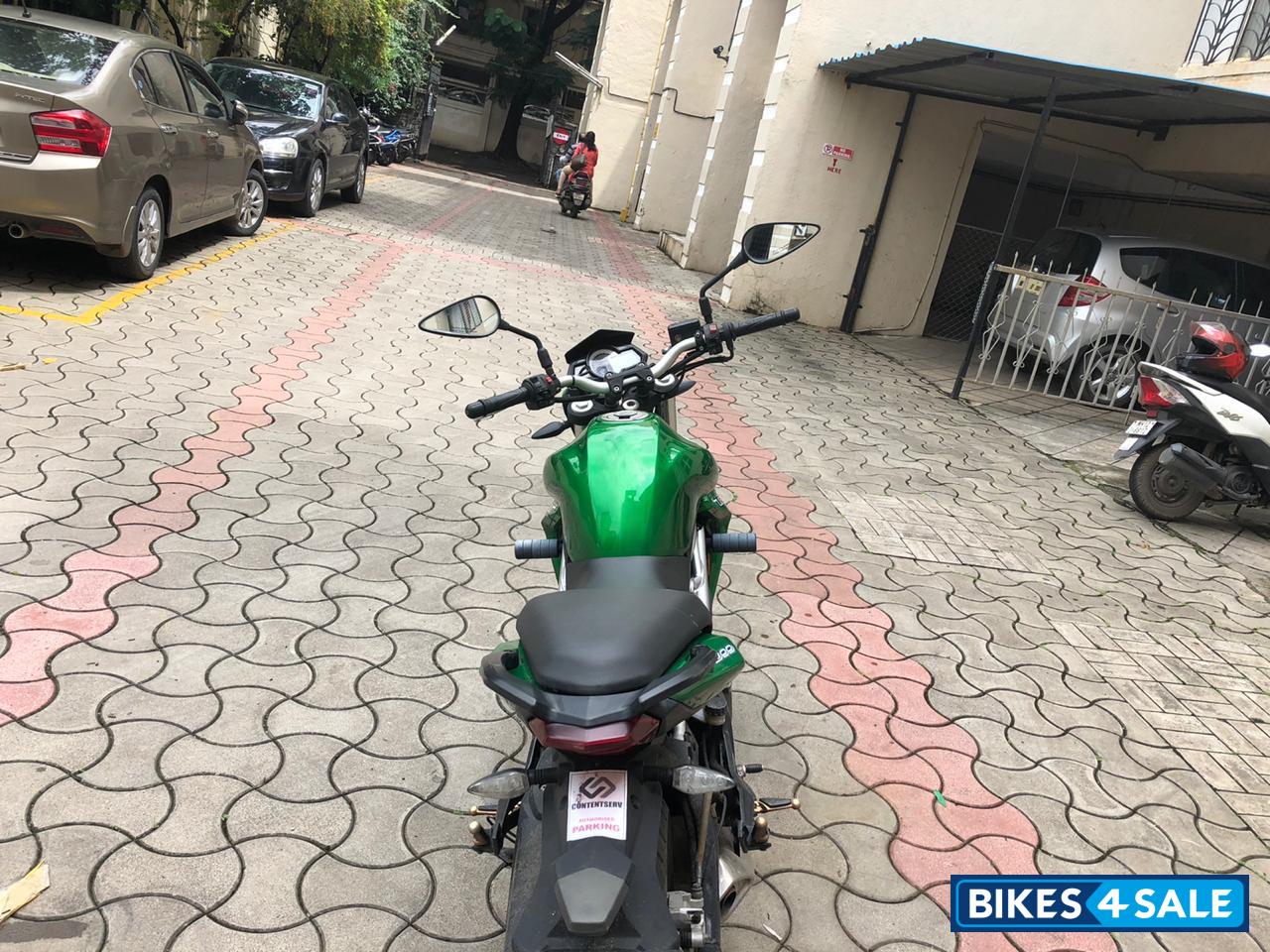 Green Benelli TNT 300