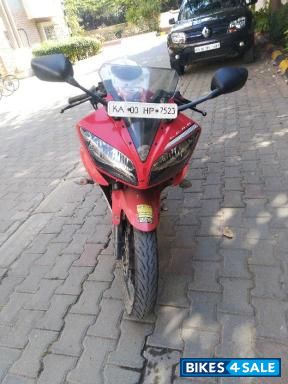 Yamaha YZF R15 V2