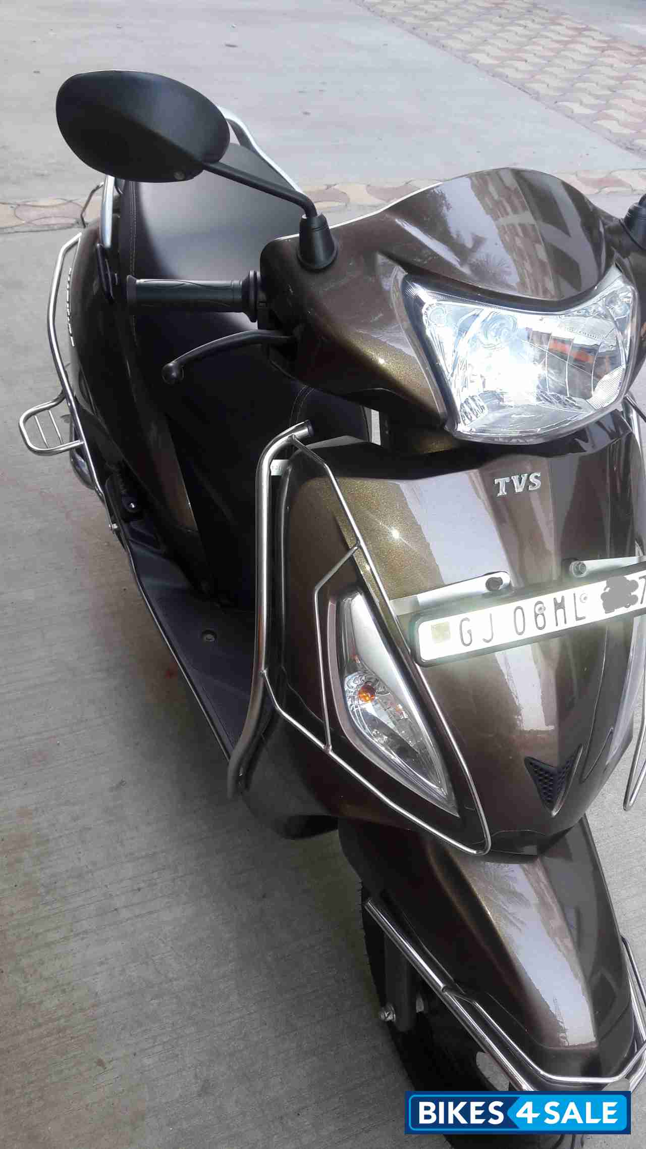 Walnut Brown TVS Jupiter