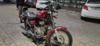 Red Royal Enfield Thunderbird 350
