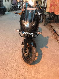 Bajaj Pulsar 220F