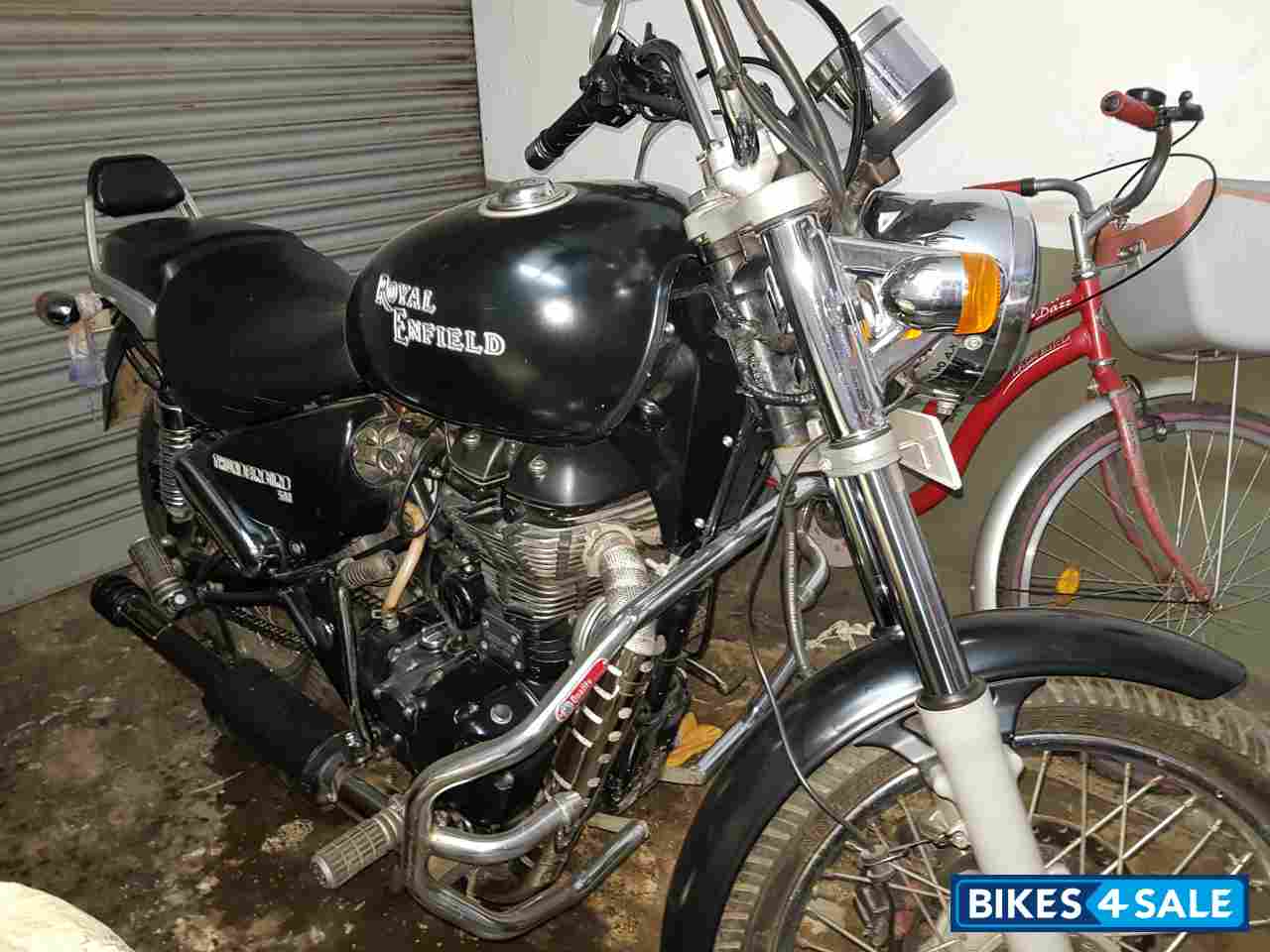 Mat Black Royal Enfield Thunderbird 500