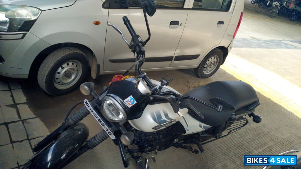 Bajaj Avenger Street 220