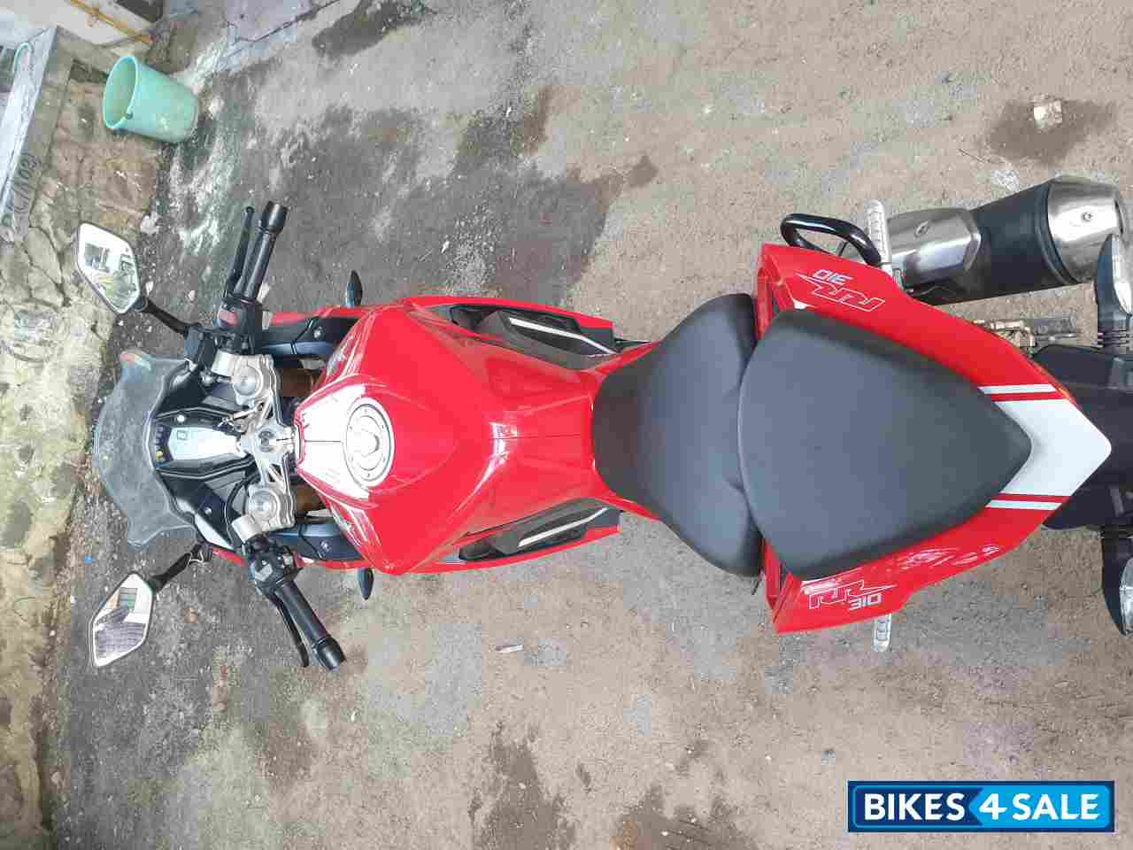 Red TVS Apache RR 310