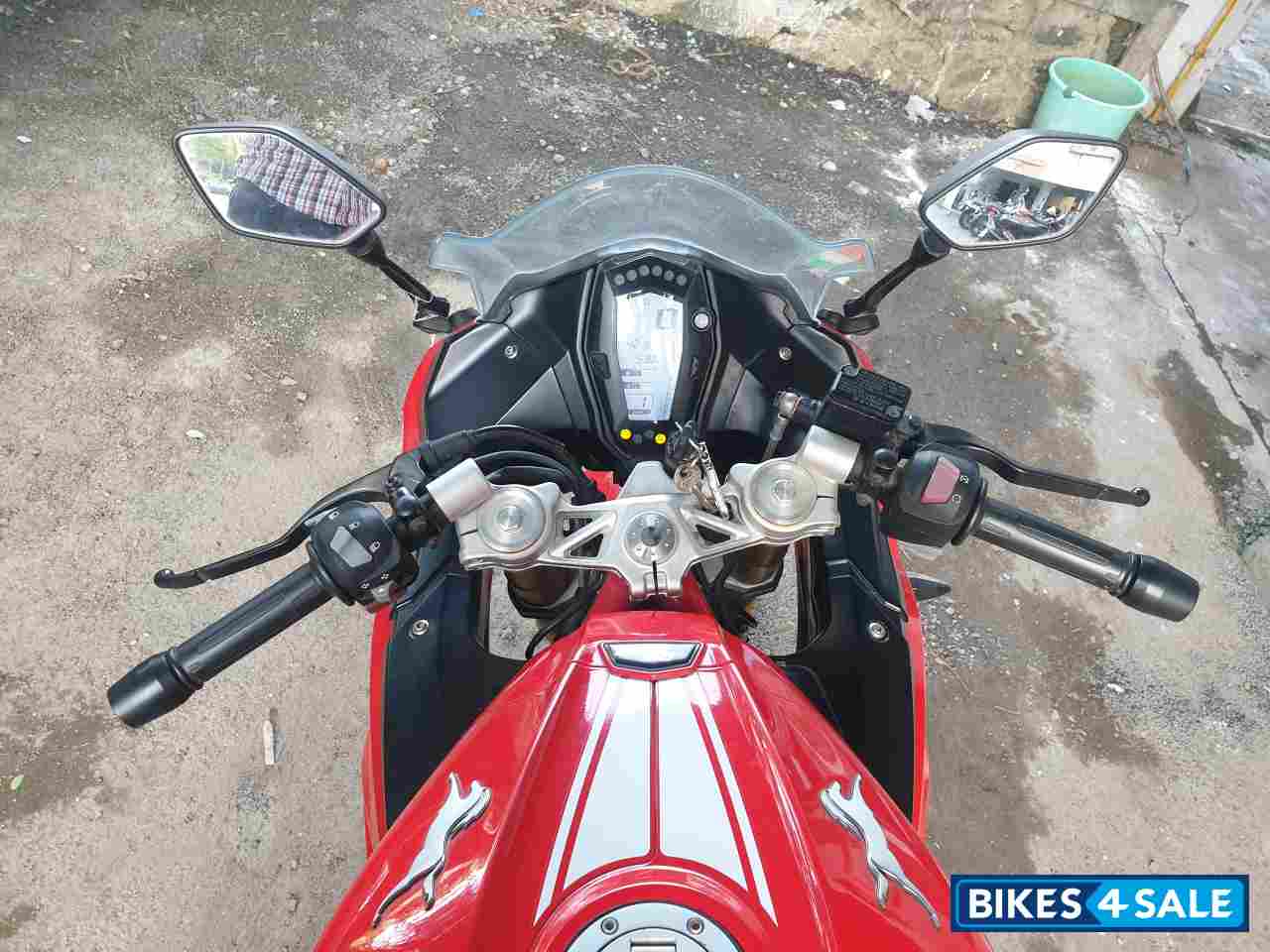 Red TVS Apache RR 310