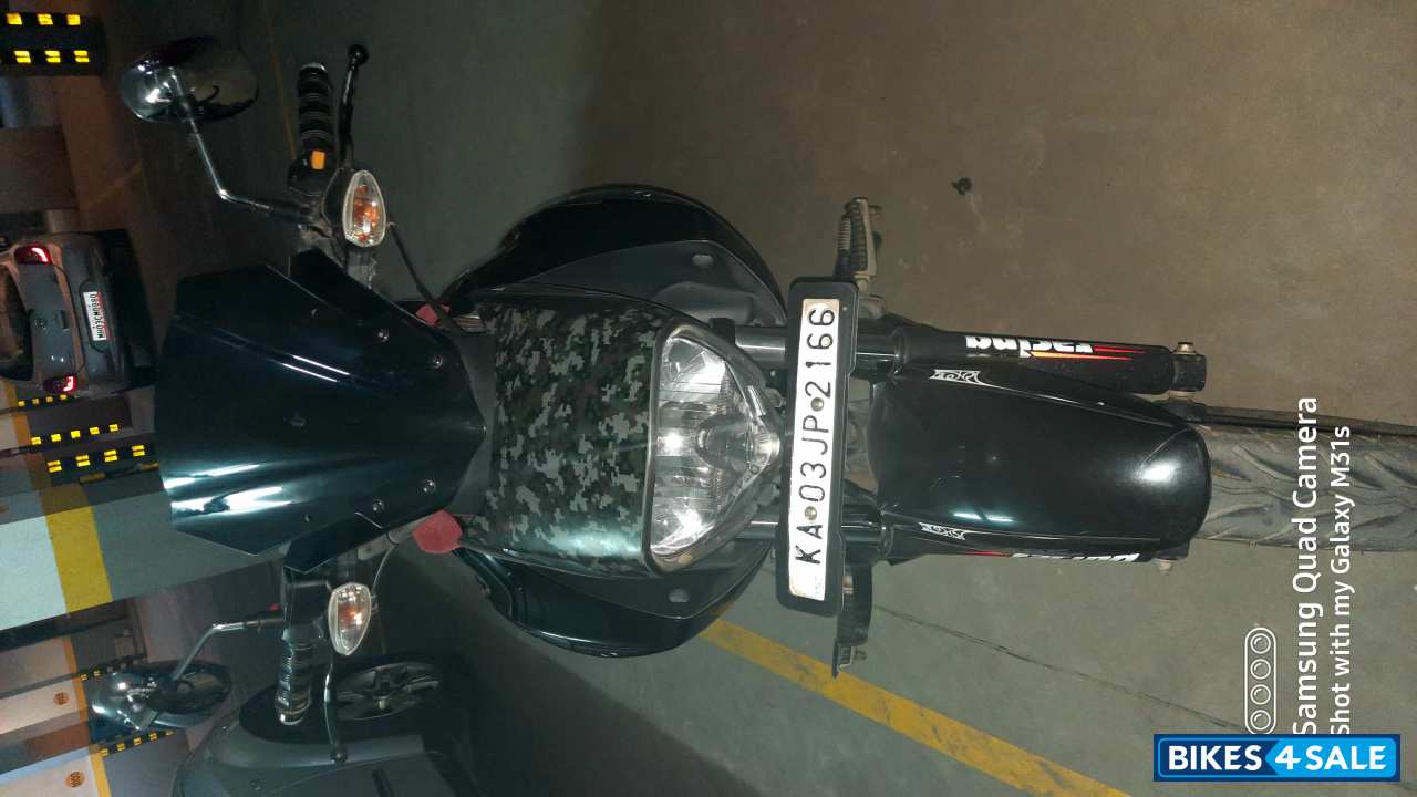 Black& Golden Sliver Suzuki Intruder 150