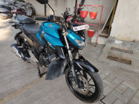 Cyan Mettalic6 Yamaha FZS 25