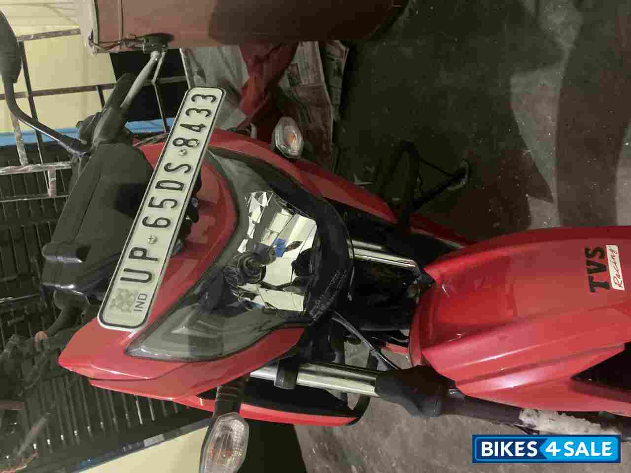 TVS Apache RTR 160 4V
