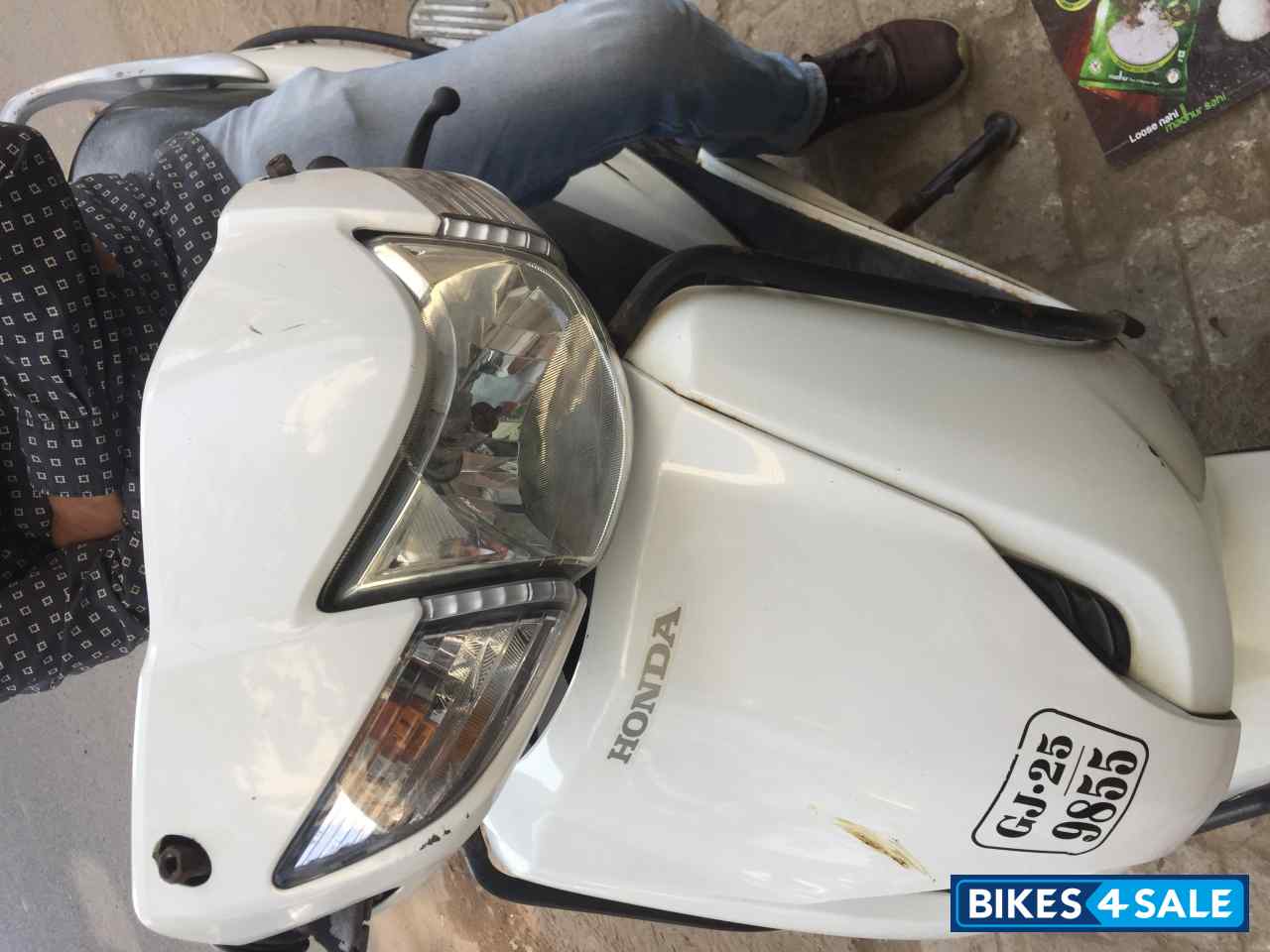 White Honda Activa White Honda Activa