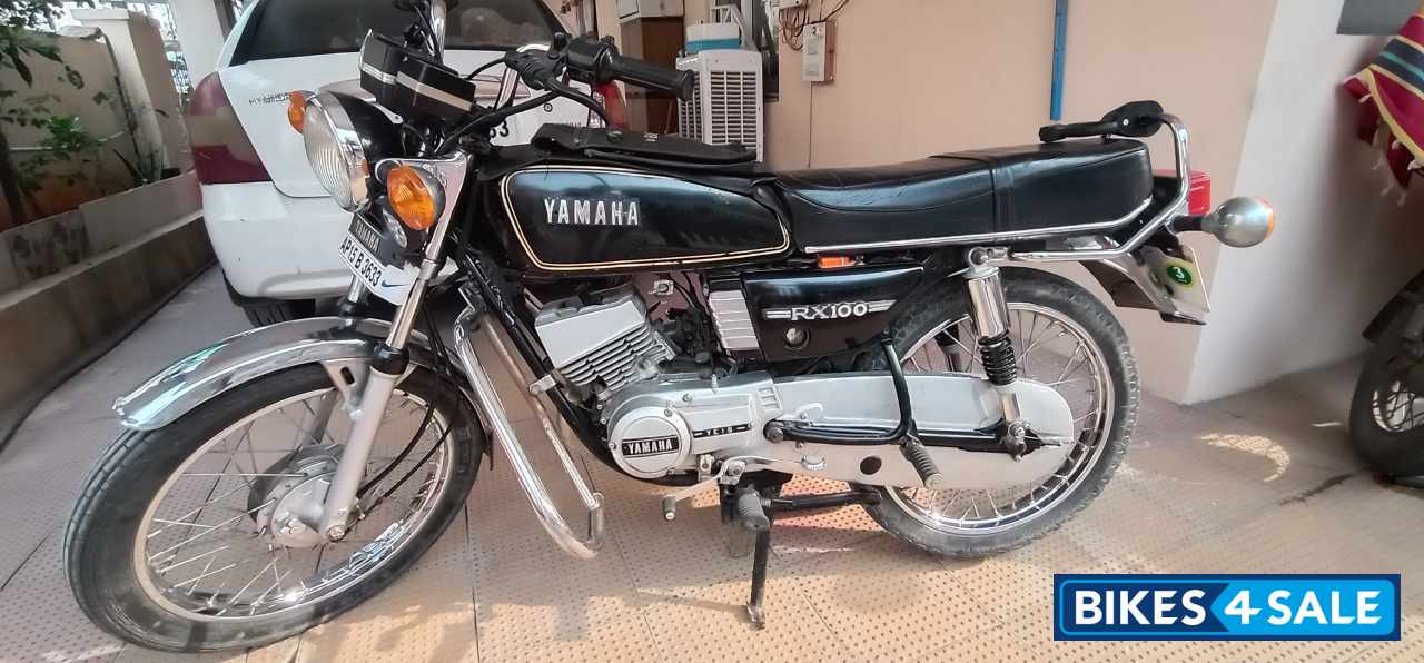 Yamaha RX 100
