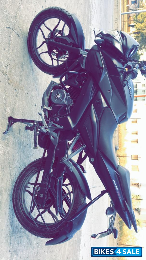 Black Grey Bajaj Pulsar NS 160