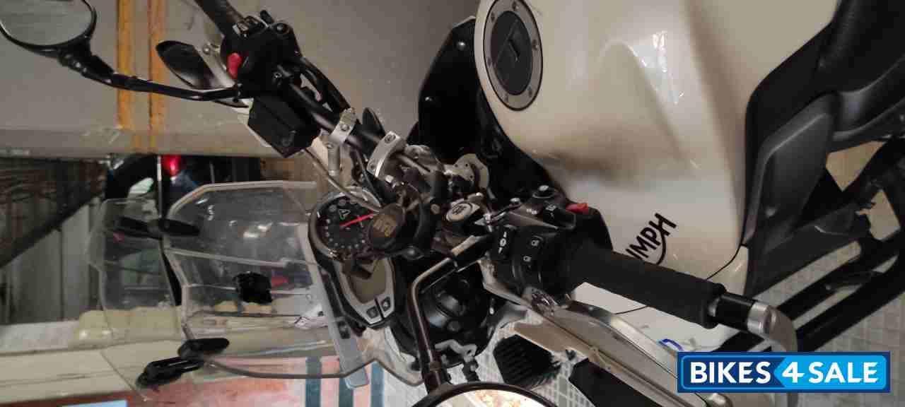 Triumph Tiger 800 XRx