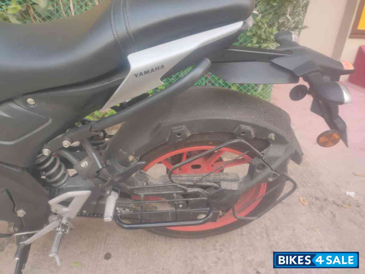 White Orange(iceflu Vermillion Yamaha MT-15 BS6