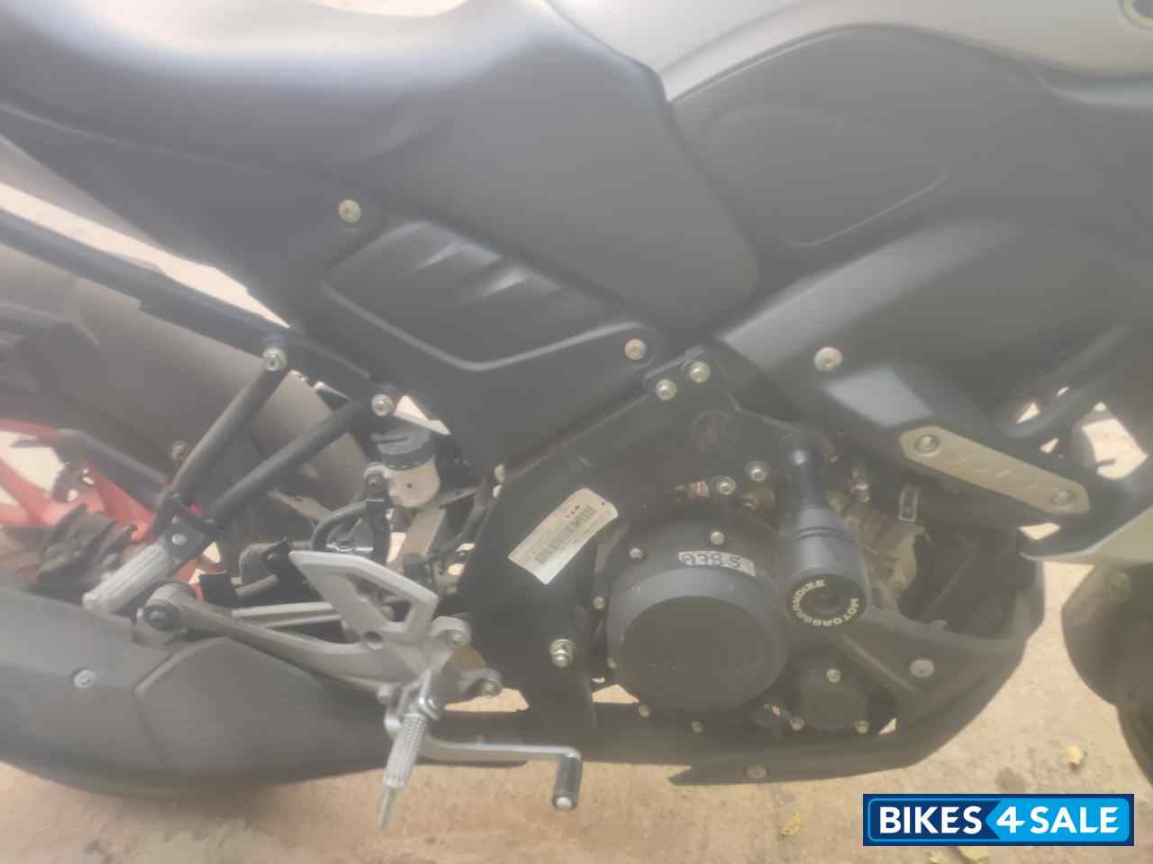 White Orange(iceflu Vermillion Yamaha MT-15 BS6