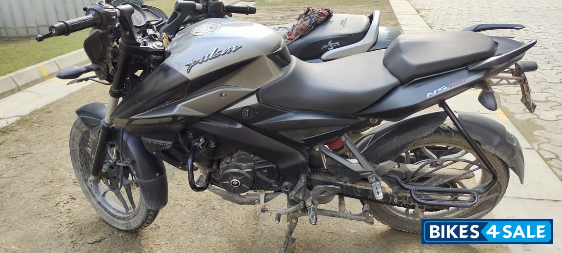 Bajaj Pulsar NS 160