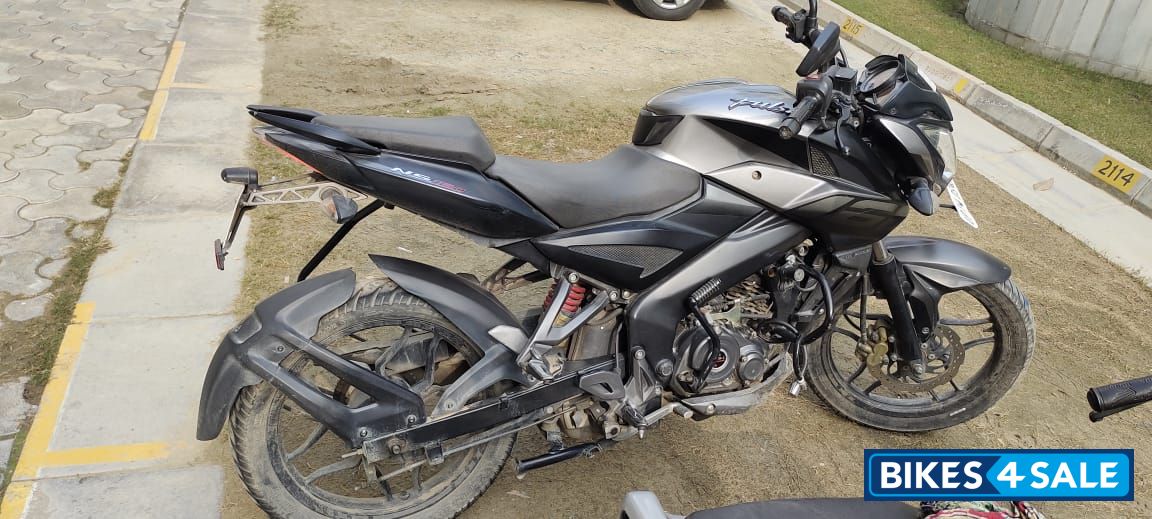 Bajaj Pulsar NS 160