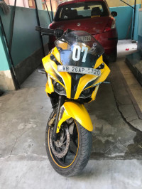 Bajaj Pulsar RS 200 ABS