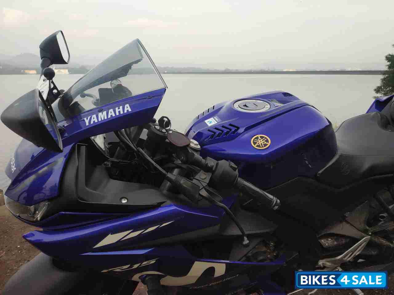 Deep Purplish Blue Yamaha YZF R15 V3