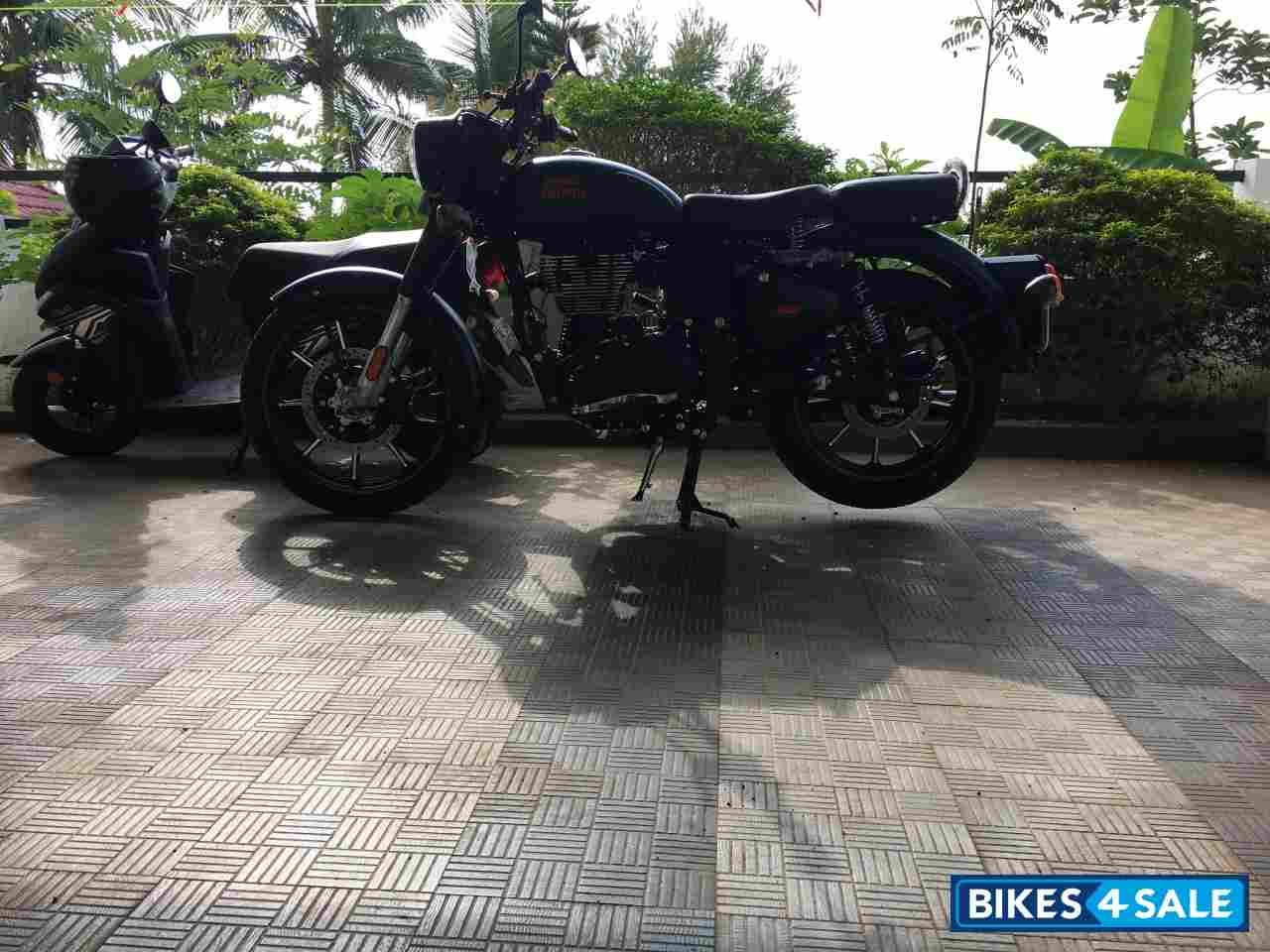 Royal Enfield Classic 350 Dual Channel BS6