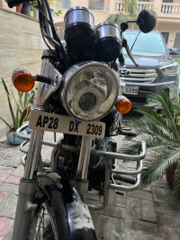 Royal Enfield Thunderbird 350  Model