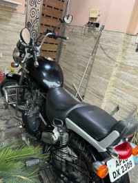 Royal Enfield Thunderbird 350